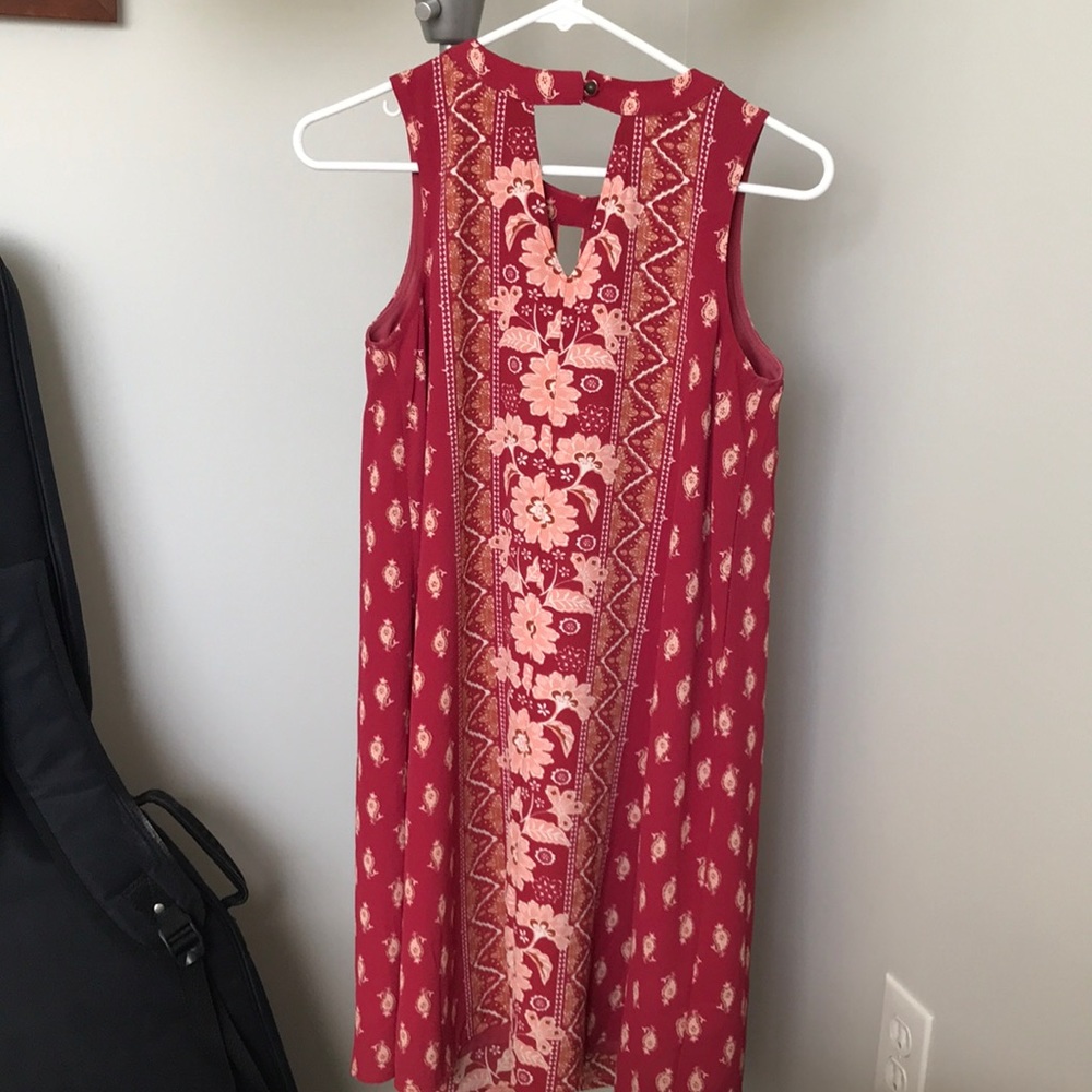 Red Patterned Dress - Picture 2 of 3